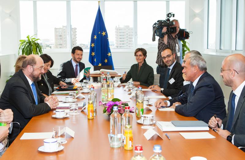 Il Presidente Grasso al Parlamento europeo, a colloquio con il Presidente del Parlamento europeo, Martin Schulz.