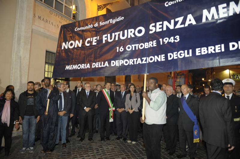Il Presidente Grasso nella marcia con il Sindaco di Roma Ignazio Marino e la Presidente della Camera dei deputati Laura Boldrini