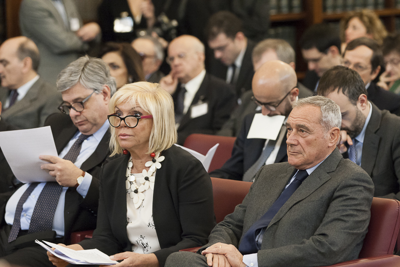 Il Presidente Grasso durante l'introduzione di Giovanni Melillo, Capo di Gabinetto del Ministro della Giustizia.