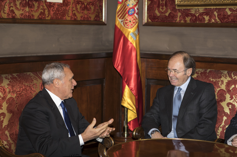 Il Presidente Grasso a colloquio con il Presidente del Senado de España, Pío García-Escudero Márquez.
