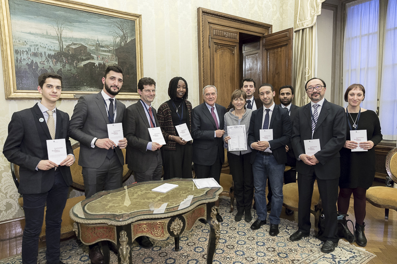 Il Presidente Grasso e una delegazione di italiani di seconda generazione, accompagnati Khalid Chaouki e Milena Santerini, deputati della Repubblica.