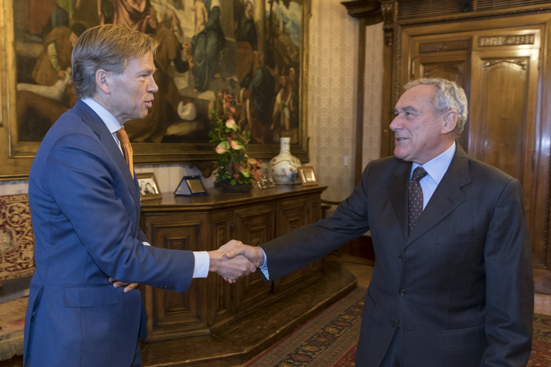Il Presidente Grasso incontra l'Ambasciatore Wijnands.