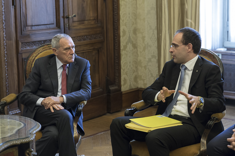 Il Presidente del Senato, Pietro Grasso, incontra a Palazzo Madama una rappresentanza di imprenditori agricoli delle zone del Centro Italia colpite dai recenti eventi sismici.