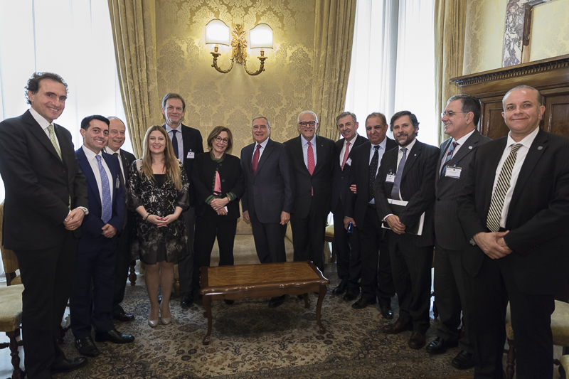 Il Presidente Grasso incontra i relatori nello studio adiacente la Sala Zuccari di palazzo Giustiniani.