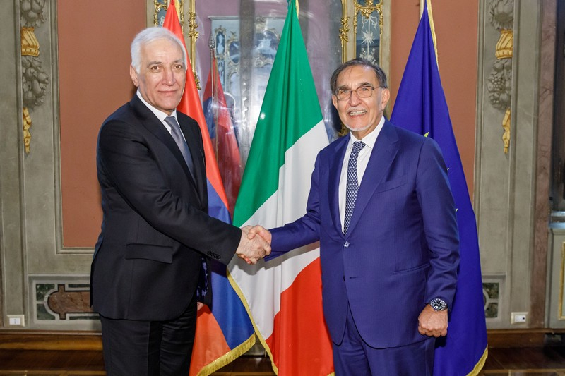 Il Presidente del Senato con il Presidente della Repubblica di Armenia