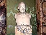 Il busto di Francesco Saverio Nitti nella Sala dei Postergali