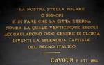 L'epigrafe con le parole di Cavour collocata nella sala che ospita i membri del Governo durante le sedute dell'Assemblea.