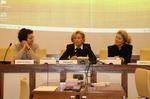 Il tavolo della presidenza: le prof. Rosselli e Bettio e la Presidente della Commissione Emma Bonino