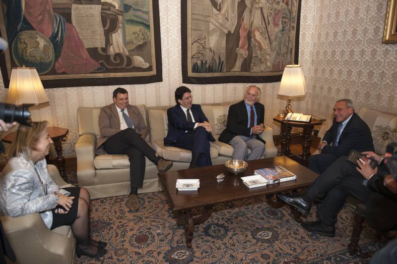 All'incontro tra il Presidente Grasso ed i giornalisti ha partecipato anche la Capo ufficio stampa del Senato, Iolanda Cardarelli