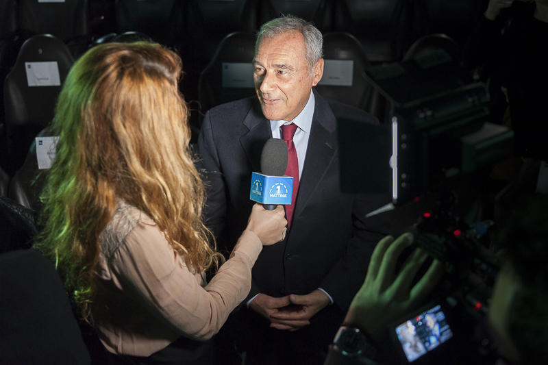 Alla fine della proiezione, il Presidente Grasso rilascia un'intervista.