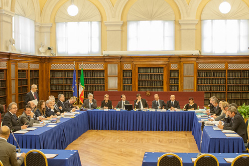 La Giunta delle elezioni e delle immunità parlamentari riunita per la seduta pubblica di contestazione dell'elezione del senatore Silvio Berlusconi.