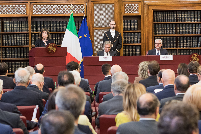 Il Presidente del Senato della Repubblica durante il suo indirizzo di saluto.