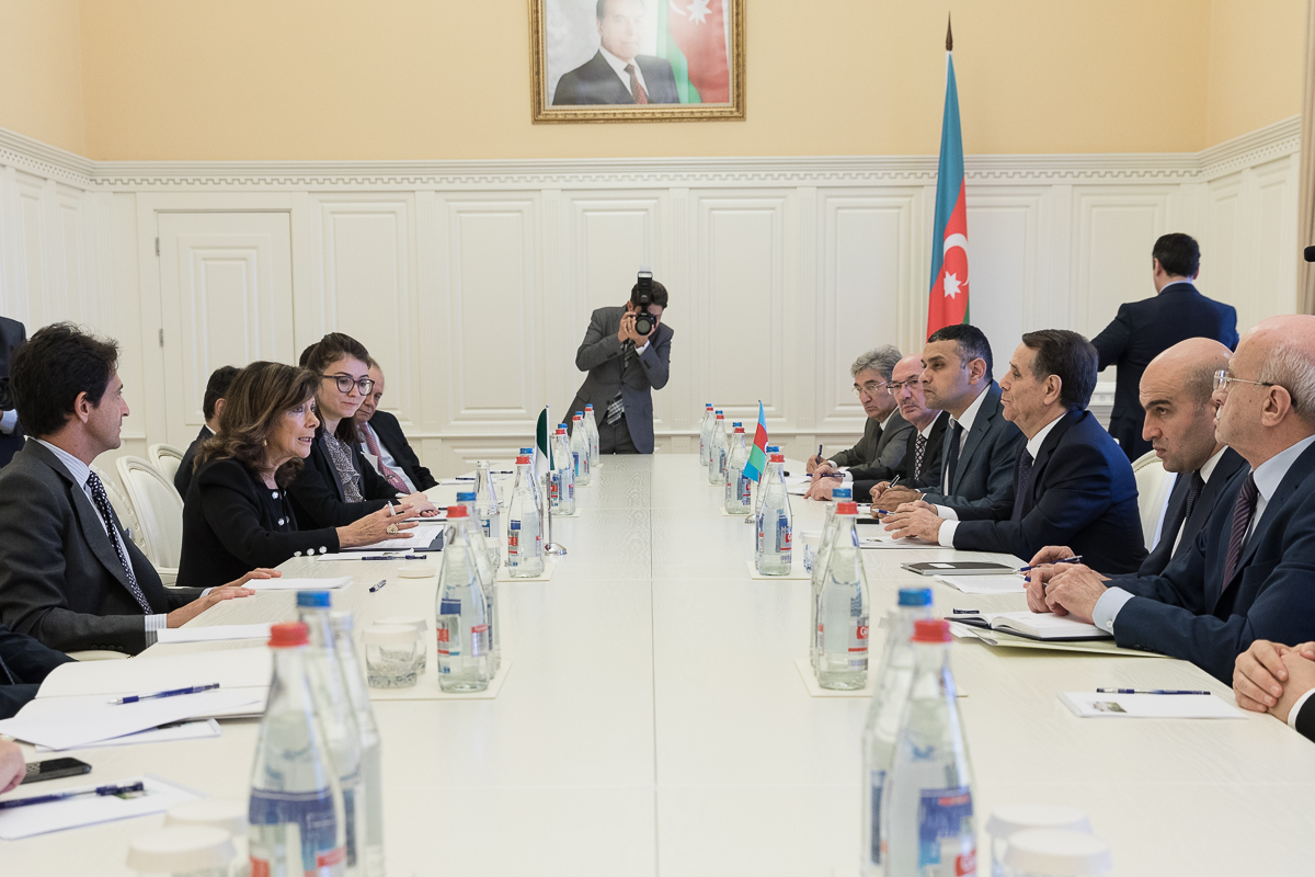 Il Presidente del Senato della Repubblica italiana incontra il Primo Ministro della Repubblica dell'Azerbaigian, Novruz Mammadov.