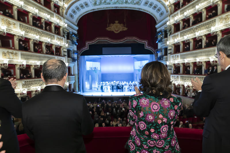 Termine della rappresentazione di 