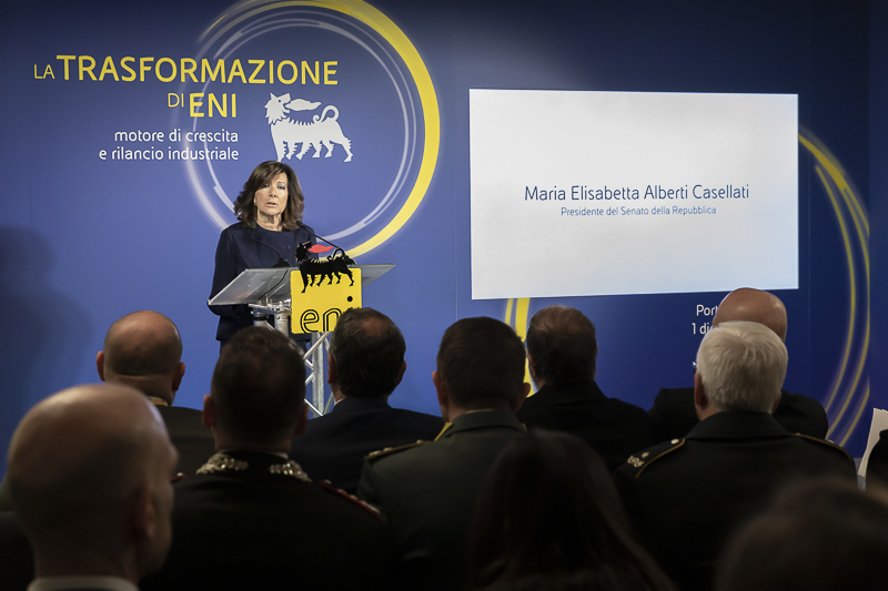 Mestre. Indirizzo di saluto del Presidente del Senato, Maria Elisabetta Alberti Casellati, nella Sala Gialla della Bioraffineria ENI. Mestre. Indirizzo di saluto del Presidente del Senato, Maria Elisabetta Alberti Casellati, nella Sala Gialla della Bioraffineria ENI.