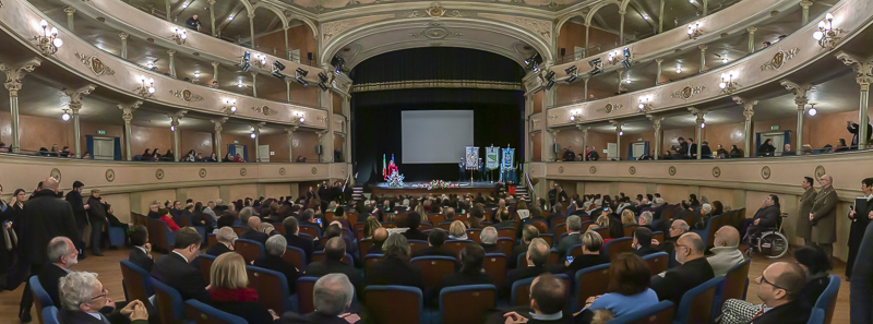 Il Teatro Ariosto durante l'intervento del Presidente del Senato, Maria Elisabetta Alberti Casellati. Il Teatro Ariosto durante l'intervento del Presidente del Senato, Maria Elisabetta Alberti Casellati.