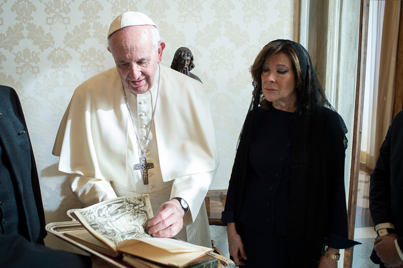 Il Presidente del Senato, Maria Elisabetta Alberti Casellati, incontra Sua Santità Papa Francesco.