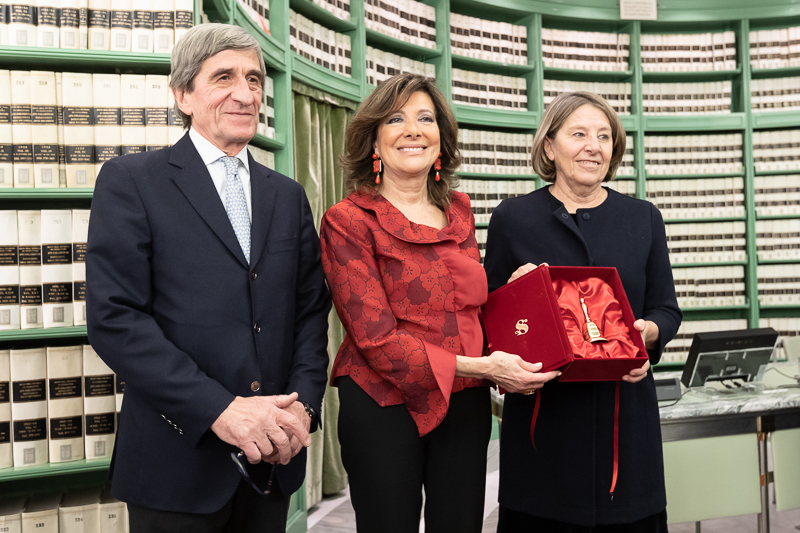 Nella foto il Presidente del Senato della Repubblica, Maria Elisabetta Alberti Casellati, Serena Andreotti e Stefano Andreotti.