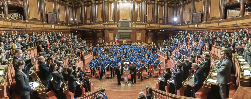 L'Aula legislativa di Palazzo Madama al termine del concerto della JuniOrchestra dell'Accademia Nazionale di Santa Cecilia, diretta dal Maestro Simone Genuini, con la partecipazione del Maestro Salvatore Accardo. L'Aula legislativa di Palazzo Madama al termine del concerto della JuniOrchestra dell'Accademia Nazionale di Santa Cecilia, diretta dal Maestro Simone Genuini, con la partecipazione del Maestro Salvatore Accardo.