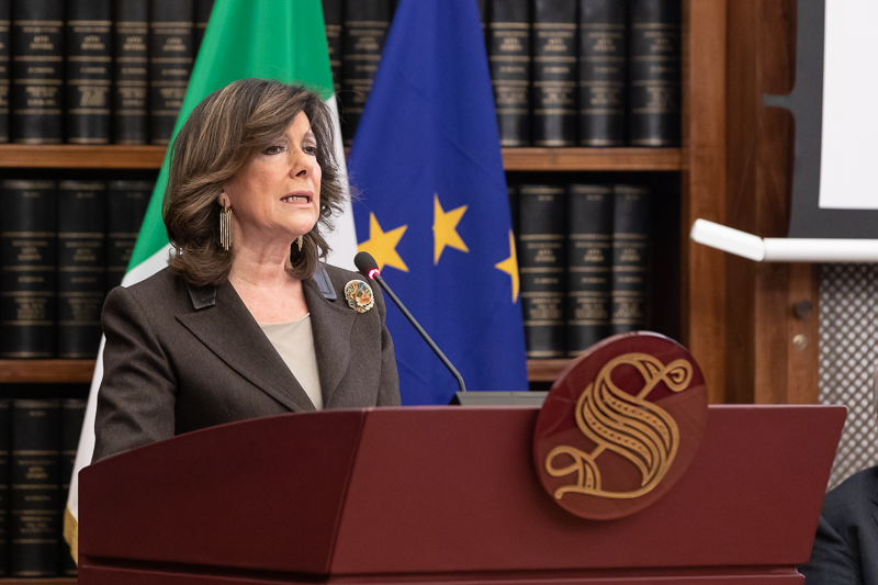 Il Presidente del Senato, Maria Elisabetta Alberti Casellati, durante la presentazione della Fondazione Cardinale Francesco Maria del Monte. Il Presidente del Senato, Maria Elisabetta Alberti Casellati, durante la presentazione della Fondazione Cardinale Francesco Maria del Monte.