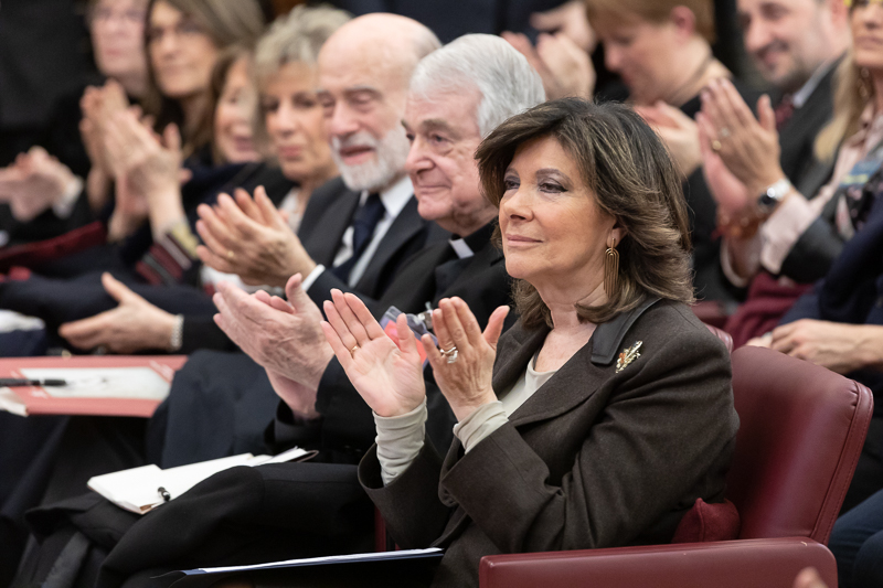 Il Presidente del Senato, Maria Elisabetta Alberti Casellati, durante la presentazione della Fondazione Cardinale Francesco Maria del Monte. Il Presidente del Senato, Maria Elisabetta Alberti Casellati, durante la presentazione della Fondazione Cardinale Francesco Maria del Monte.