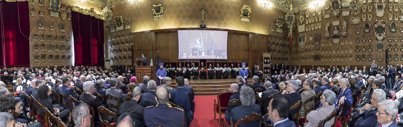 L'Aula Magna dell'Università degli Studi di Padova durante l'indirizzo di saluto del Presidente del Senato, Maria Elisabetta Alberti Casellati. L'Aula Magna dell'Università degli Studi di Padova durante l'indirizzo di saluto del Presidente del Senato, Maria Elisabetta Alberti Casellati.