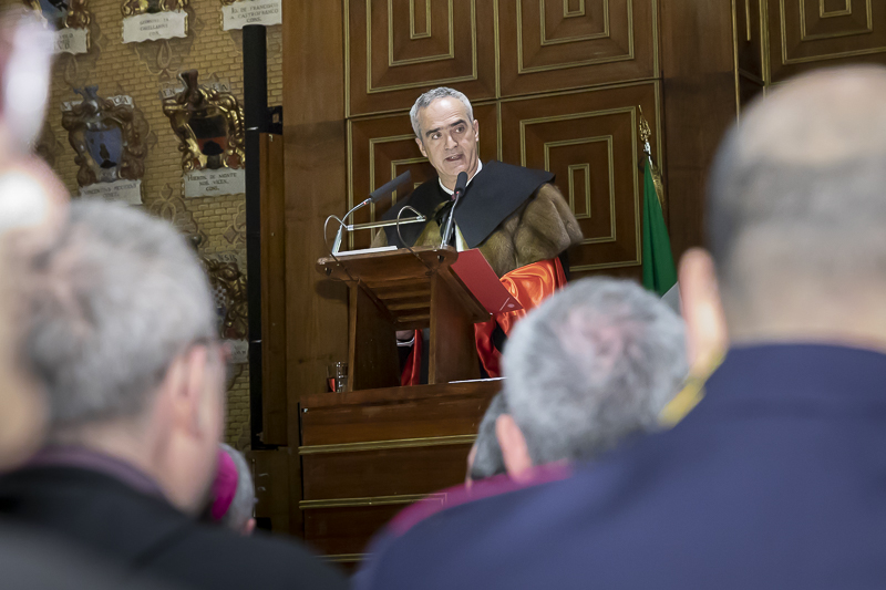 Intervento di Rosario Rizzuto, Magnifico Rettore dell'Università degli Studi di Padova. Intervento di Rosario Rizzuto, Magnifico Rettore dell'Università degli Studi di Padova.