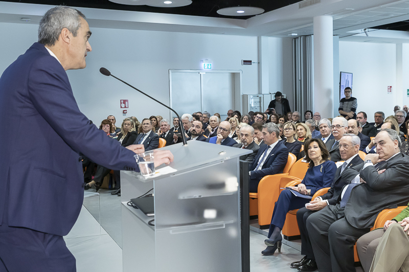 Indirizzo di saluto di Rosario Rizzuto, Rettore dell'Università degli studi di Padova. Indirizzo di saluto di Rosario Rizzuto, Rettore dell'Università degli studi di Padova.