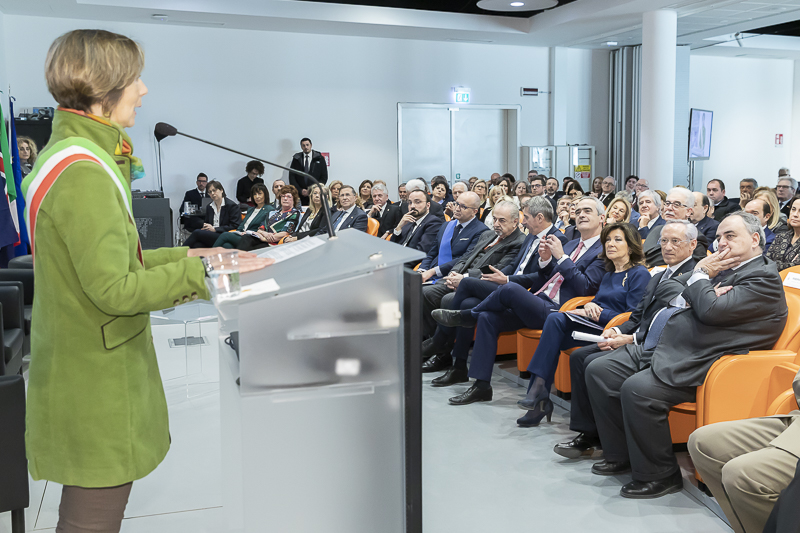 Indirizzo di saluto di Francesca Benciolini, Assessore del Comune di Padova. Indirizzo di saluto di Francesca Benciolini, Assessore del Comune di Padova.