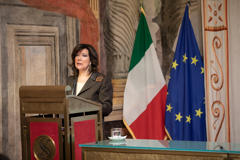 Il Presidente del Senato, Maria Elisabetta Alberti Casellati, interviene prima della premiazione. Il Presidente del Senato, Maria Elisabetta Alberti Casellati, interviene prima della premiazione.