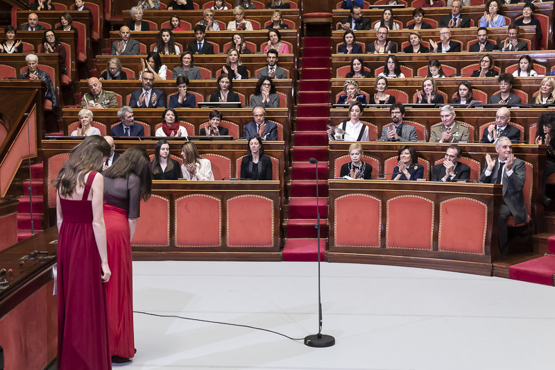 Termine dell'esibizione di Rafaela Albuquerque e Elena Burova. Termine dell'esibizione di Rafaela Albuquerque e Elena Burova.