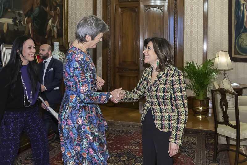 Il Presidente del Senato, Maria Elisabetta Alberti Casellati, accoglie il Commissario europeo per la concorrenza, Margrethe Vestager.