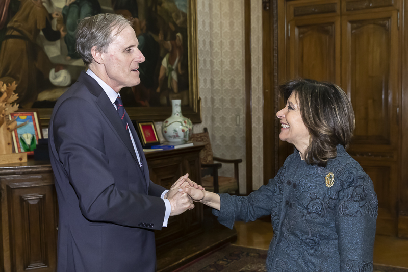 Il Presidente del Senato, Maria Elisabetta Alberti Casellati, accoglie l'Ambasciatore della Repubblica francese in Italia, Christian Masset.