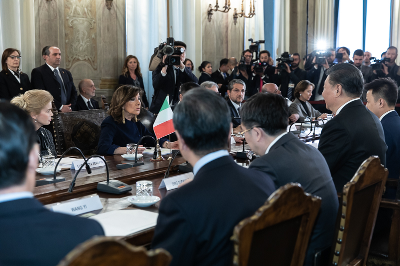 Il Presidente del Senato della Repubblica, Maria Elisabetta Alberti Casellati, durante l'incontro nella Sala Pannini. Il Presidente del Senato della Repubblica, Maria Elisabetta Alberti Casellati, durante l'incontro nella Sala Pannini.