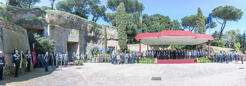 Appello dei Caduti da parte del Segretario Generale dell'ANFIM, Aladino Lombardi. Appello dei Caduti da parte del Segretario Generale dell'ANFIM, Aladino Lombardi.