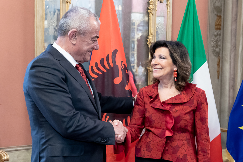 Il Presidente del Senato della Repubblica, Maria Elisabetta Alberti Casellati, incontra il Presidente dell'Assemblea della Repubblica di Albania, Gramoz Ruci. Il Presidente del Senato della Repubblica, Maria Elisabetta Alberti Casellati, incontra il Presidente dell'Assemblea della Repubblica di Albania, Gramoz Ruci.