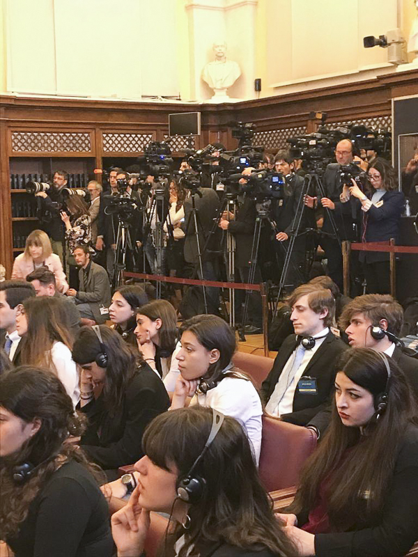 I ragazzi di Fridays for Future in Senato. I ragazzi di Fridays for Future in Senato.