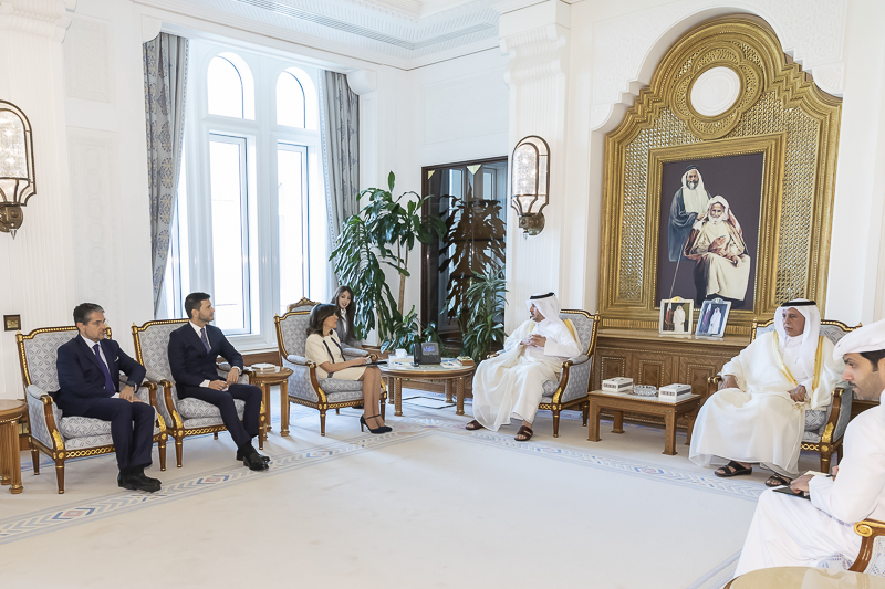 Un momento dell'incontro tra il Presidente del Senato, Maria Elisabetta Alberti Casellati, e il Primo Ministro del Qatar, Abdullah bin Nasser bin Khalifa al Thani. Un momento dell'incontro tra il Presidente del Senato, Maria Elisabetta Alberti Casellati, e il Primo Ministro del Qatar, Abdullah bin Nasser bin Khalifa al Thani.