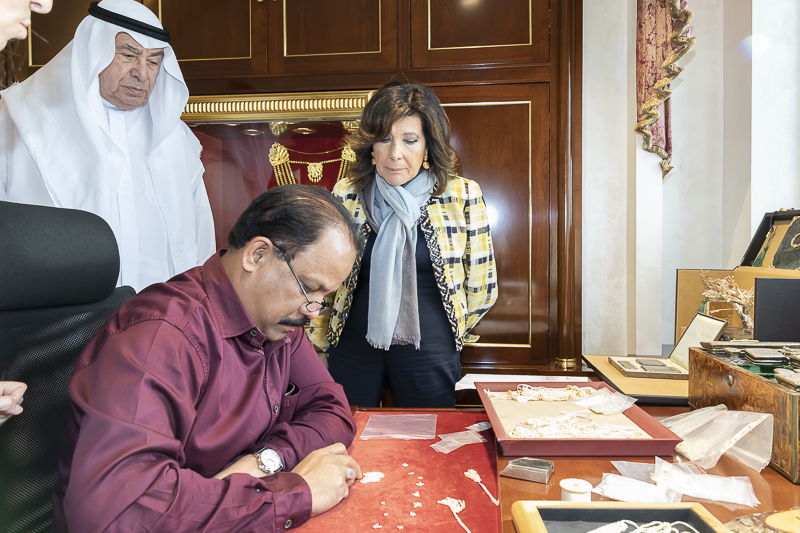 Il Presidente del Senato, Maria Elisabetta Alberti Casellati, visita il Museo delle Perle con Hussain Ibrahim Alfardan. Il Presidente del Senato, Maria Elisabetta Alberti Casellati, visita il Museo delle Perle con Hussain Ibrahim Alfardan.