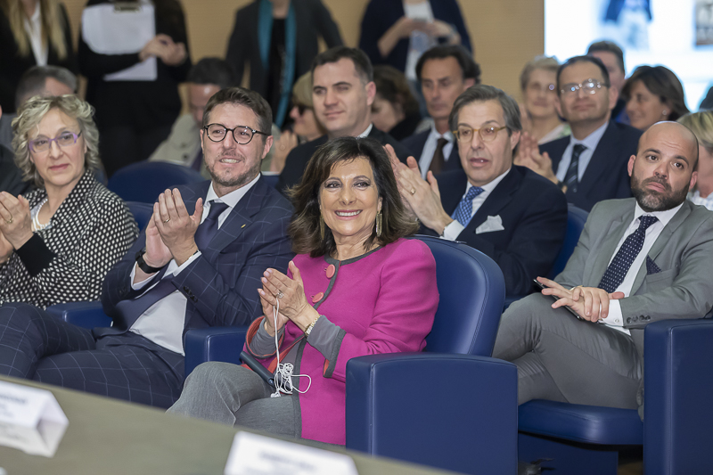 Como. Un momento dell'incontro nella Sala degli Scacchi della Camera di Commercio di Como. Como. Un momento dell'incontro nella Sala degli Scacchi della Camera di Commercio di Como.