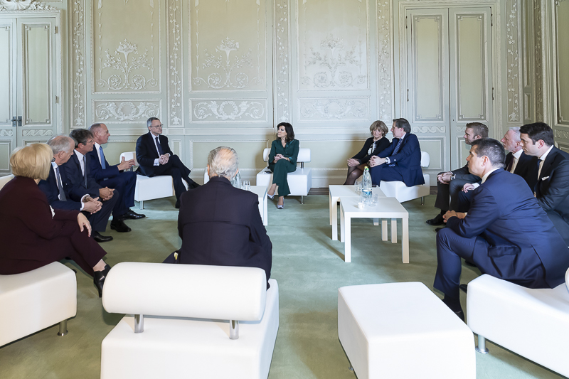 Monza. Il Presidente del Senato, Maria Elisabetta Alberti Casellati, incontra una rappresentanza dei vertici di Assolombarda. Monza. Il Presidente del Senato, Maria Elisabetta Alberti Casellati, incontra una rappresentanza dei vertici di Assolombarda.