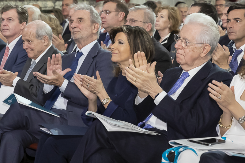 Un momento della cerimonia.