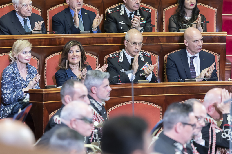 Un momento della cerimonia. Un momento della cerimonia.