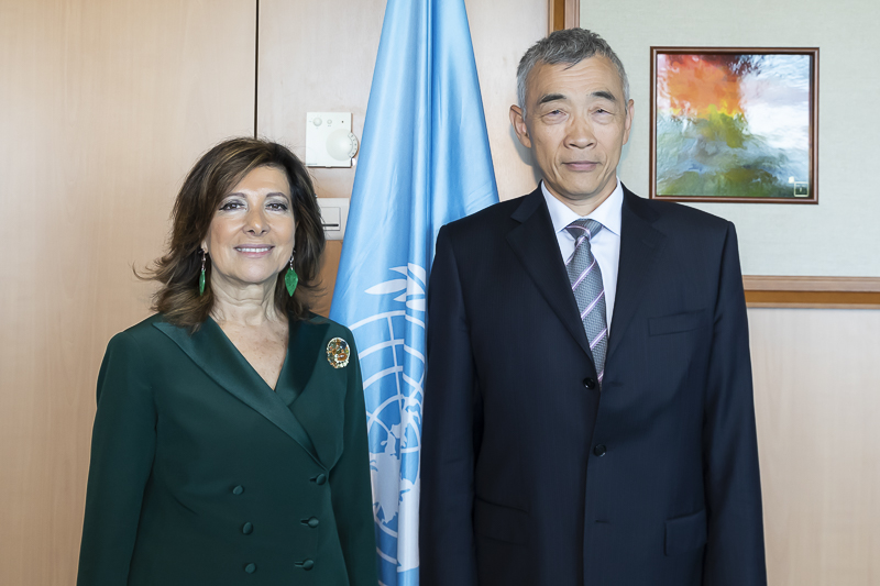 Il Presidente del Senato, Maria Elisabetta Alberti Casellati, incontra il Vice Direttore Generale Unesco, Xing Qu. Il Presidente del Senato, Maria Elisabetta Alberti Casellati, incontra il Vice Direttore Generale Unesco, Xing Qu.