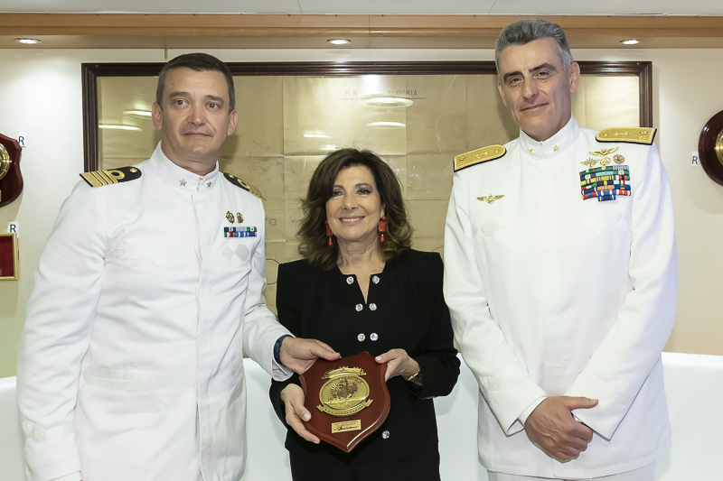 Un momento della visita del Presidente del Senato, Maria Elisabetta Alberti Casellati, sul cacciatorpediniere lanciamissili della Marina Militare, Un momento della visita del Presidente del Senato, Maria Elisabetta Alberti Casellati, sul cacciatorpediniere lanciamissili della Marina Militare,