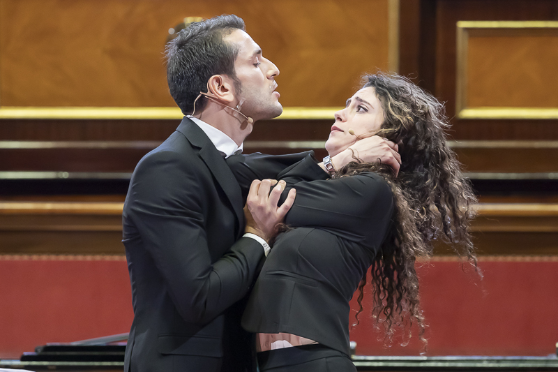 Un momento dell'esibizione degli attori del Centro Sperimentale di Cinematografia. Un momento dell'esibizione degli attori del Centro Sperimentale di Cinematografia.