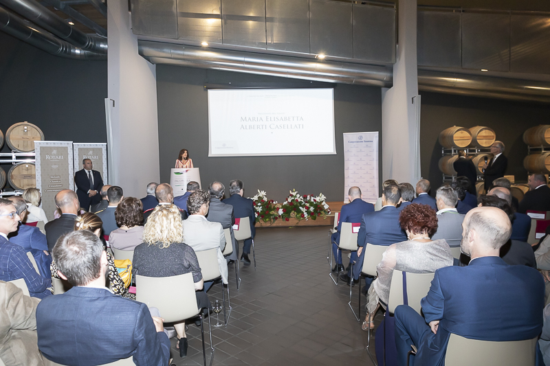 Mezzocorona. Intervento del Presidente del Senato, Maria Elisabetta Alberti Casellati, presso la cantina vinicola della Federazione Trentina della Cooperazione. Mezzocorona. Intervento del Presidente del Senato, Maria Elisabetta Alberti Casellati, presso la cantina vinicola della Federazione Trentina della Cooperazione.
