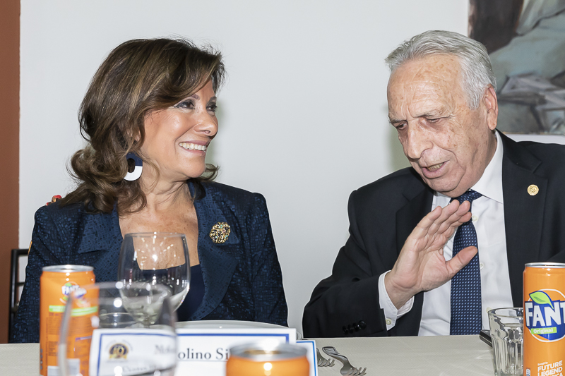 Nella foto, il Presidente del Senato, Maria Elisabetta Alberti Casellati, e Giuseppe Lorefice, Presidente della Comunità Incontro Onlus. Nella foto, il Presidente del Senato, Maria Elisabetta Alberti Casellati, e Giuseppe Lorefice, Presidente della Comunità Incontro Onlus.