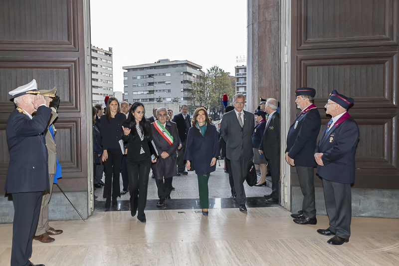 Udine. Il Presidente del Senato, Maria Elisabetta Alberti Casellati, giunge al Tempio Ossario.
