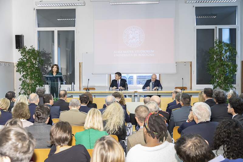 Bologna. Lectio Magistralis del Presidente del Senato, Maria Elisabetta Alberti Casellati, sul tema Bologna. Lectio Magistralis del Presidente del Senato, Maria Elisabetta Alberti Casellati, sul tema